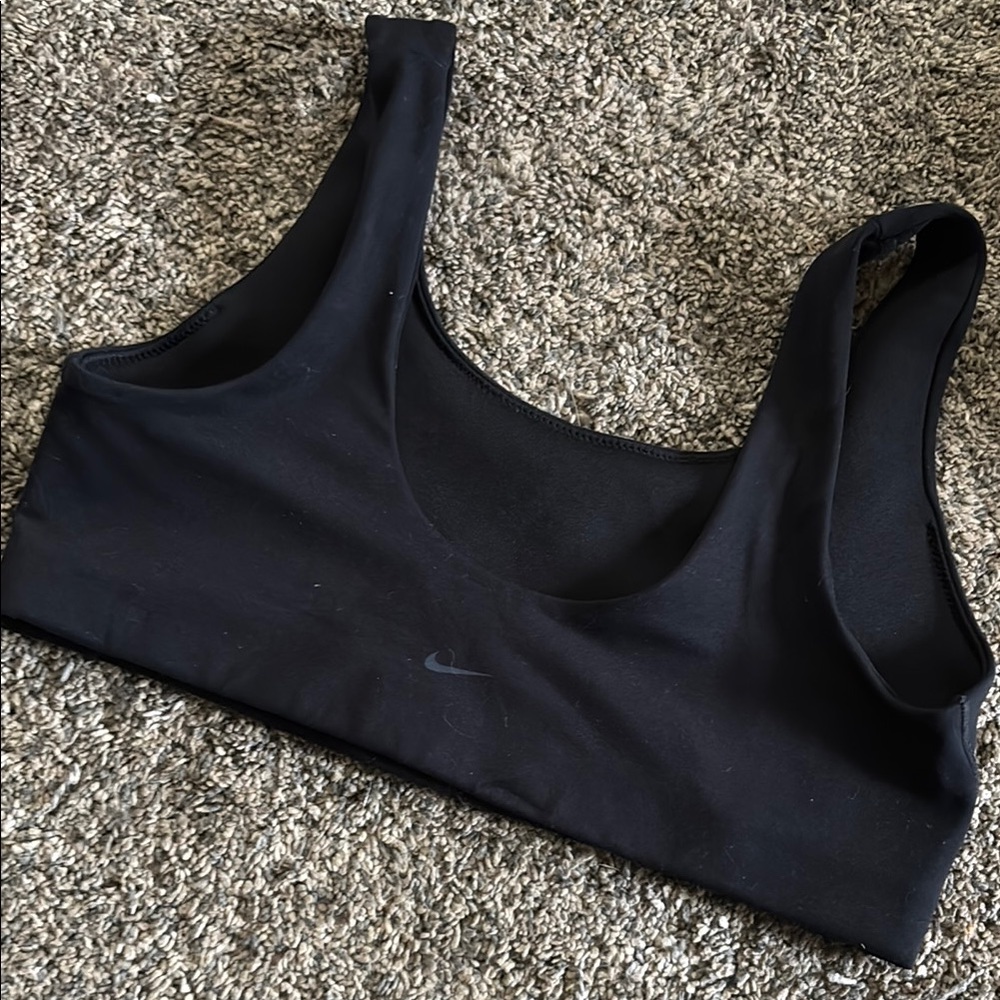 Nike Black Sports Bra with Wide Straps and Scoop Neckline - Picture 1 of 2